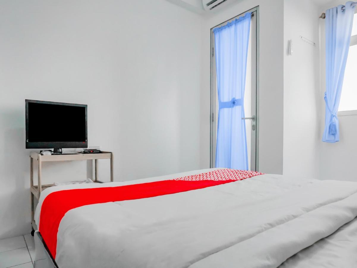 Oyo 90241 Sirooms Apartmen Gunung Putri Bogor Extérieur photo