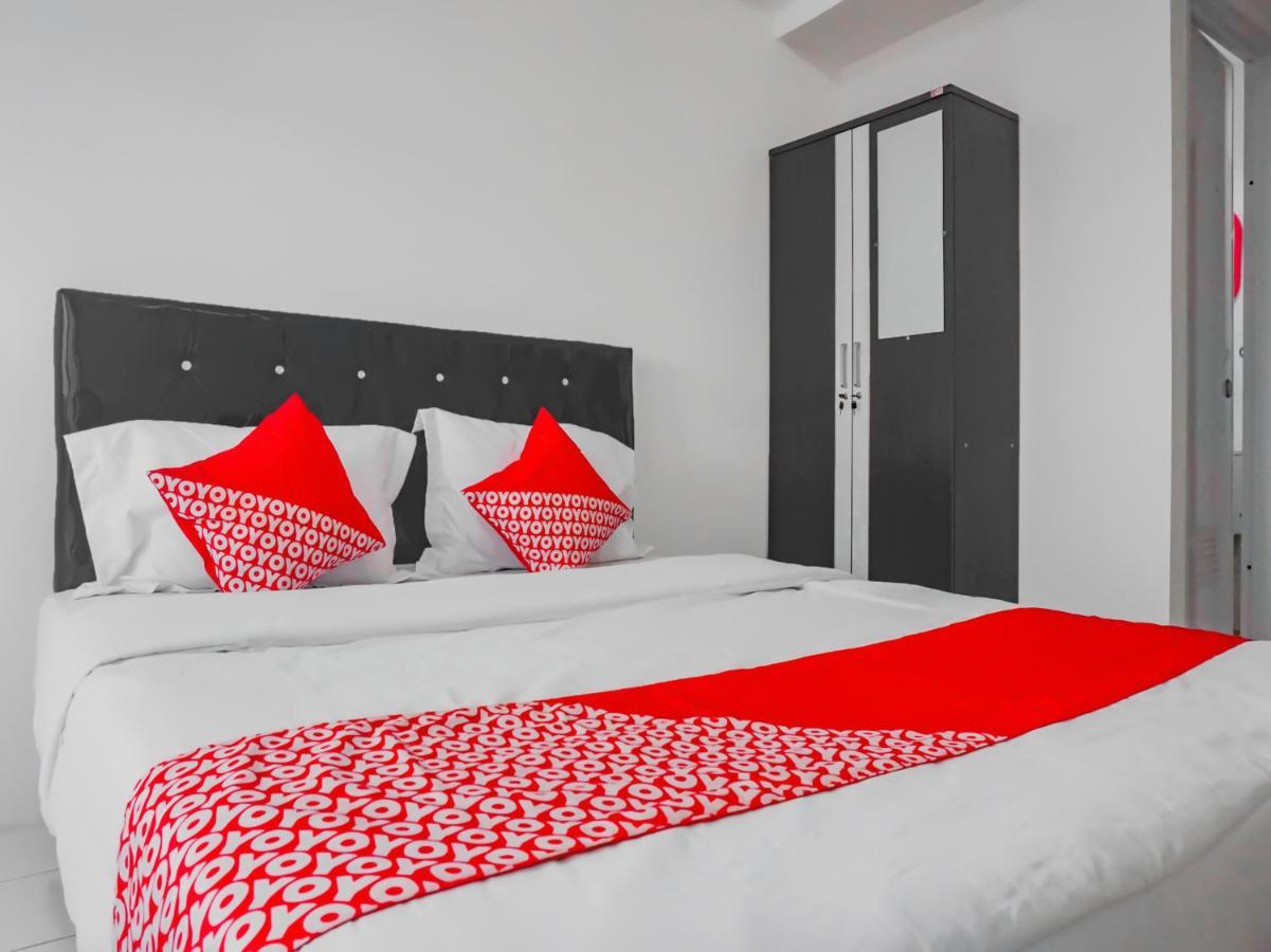 Oyo 90241 Sirooms Apartmen Gunung Putri Bogor Extérieur photo