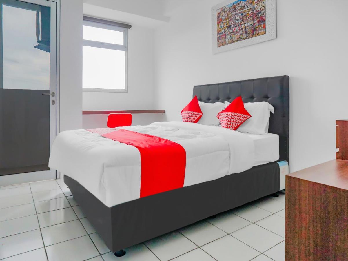 Oyo 90241 Sirooms Apartmen Gunung Putri Bogor Extérieur photo