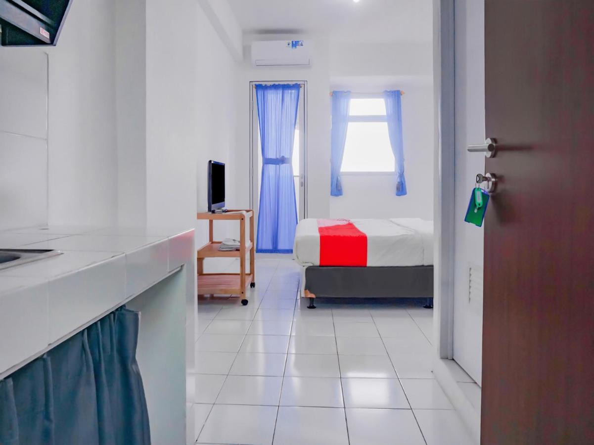 Oyo 90241 Sirooms Apartmen Gunung Putri Bogor Extérieur photo